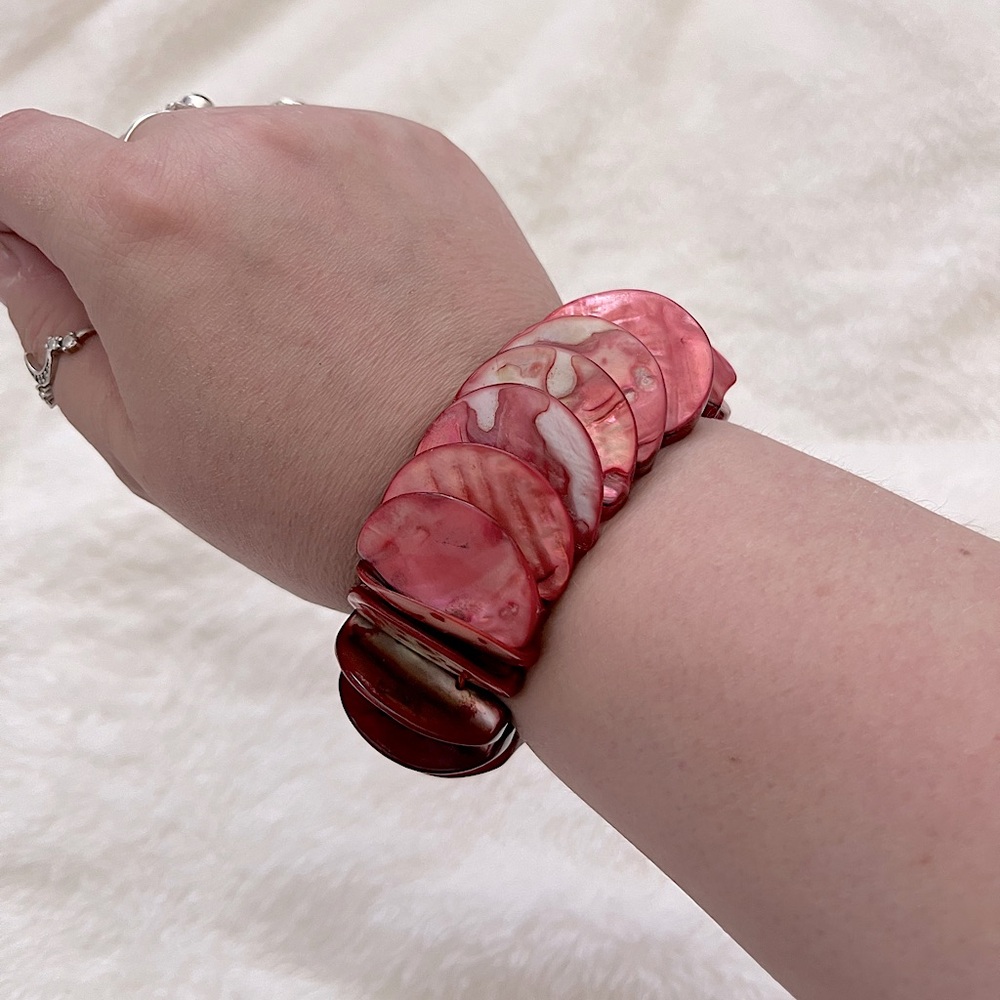 ⚡️2/15⚡️Vintage shell bracelet